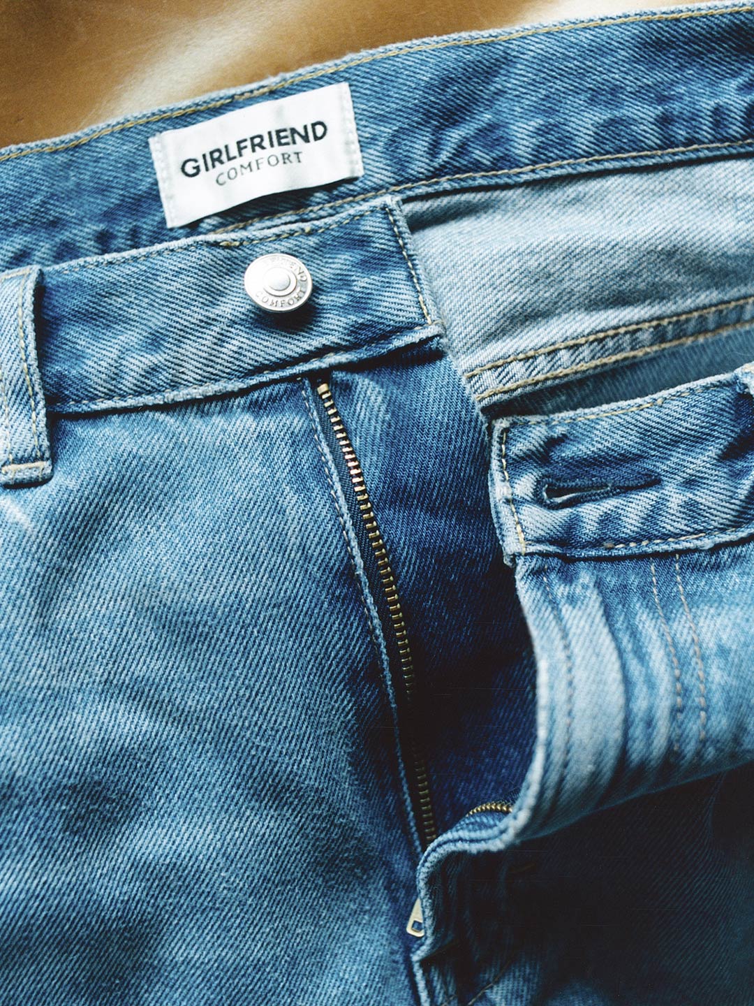 Soft-Twist Wide Jeans