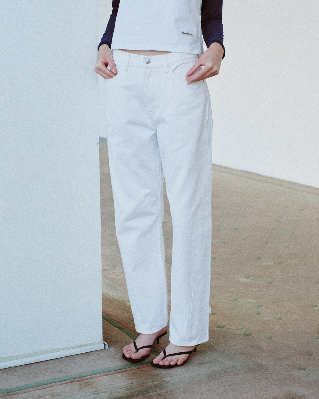 Soft-Twist Wide Jeans